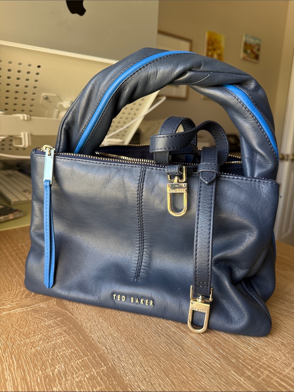 Ted Baker NILANIA Twisted Handle Cross Body